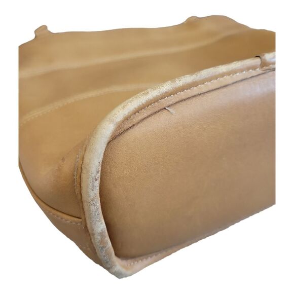 VINTAGE Tan COACH Bucket Style Purse w/ 2 Handles - Picture 5 of 9